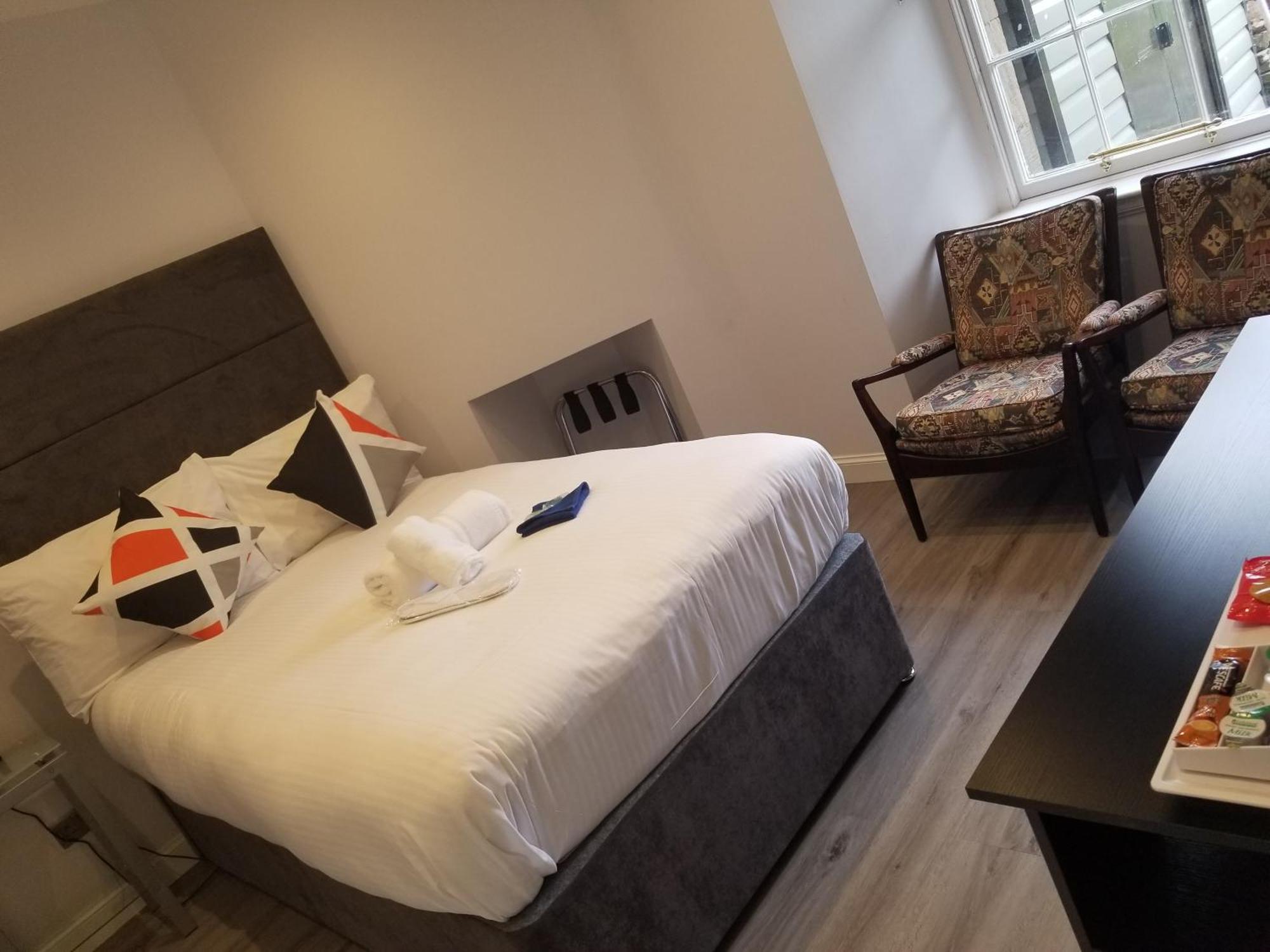 Mayfield Suites EDI Eksteriør billede
